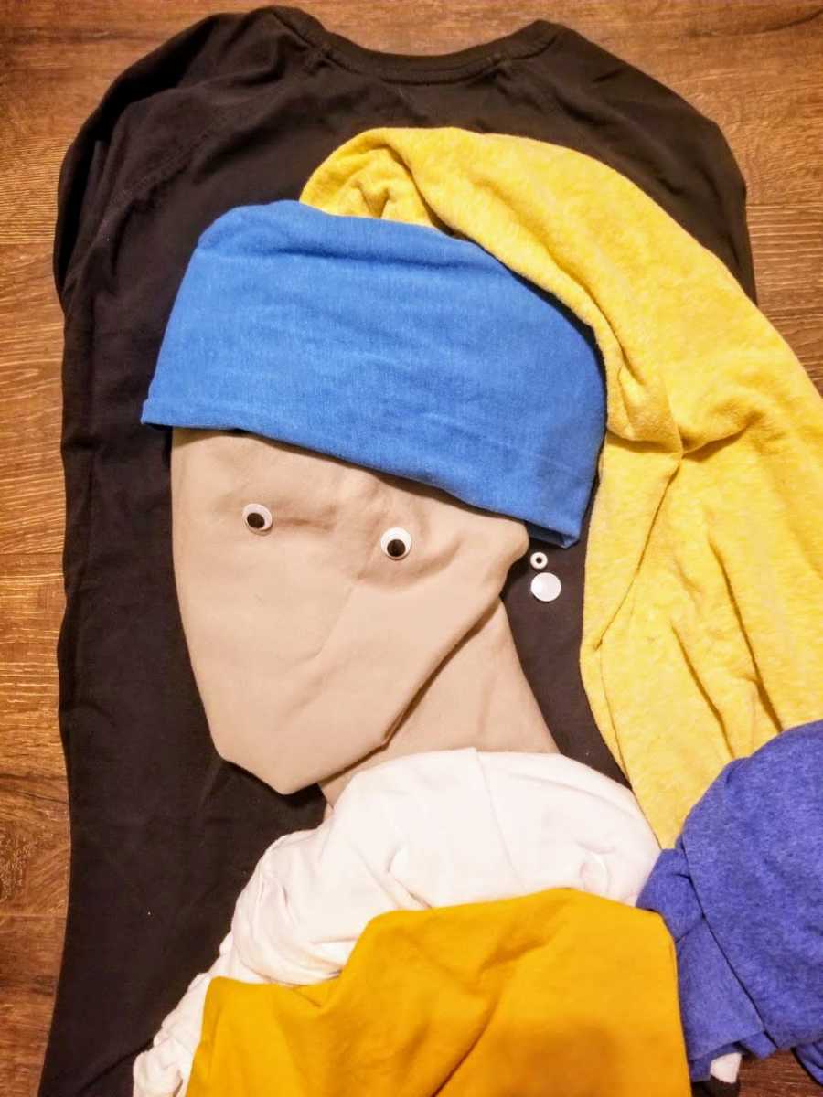 Teacher Creates Stunning Laundry Art During Quarantine ‘I want to