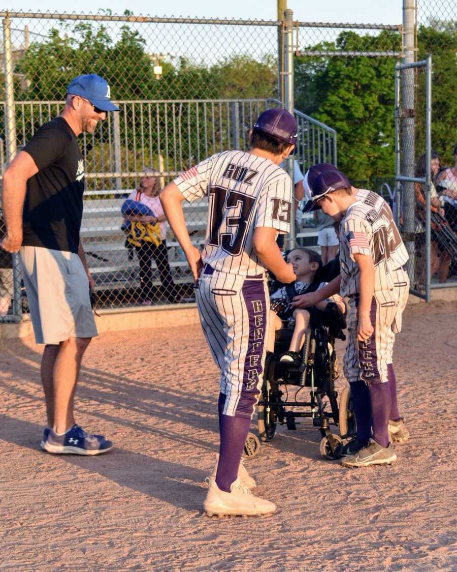 Tennessee Baseball Teams’ Heartwarming Acts Of Kindness Leave Parents ...